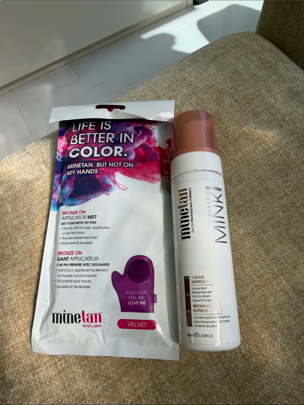 NEW!! MineTan MINKI Self-Tanning Mousse with New Velvet Applicator Mitt -